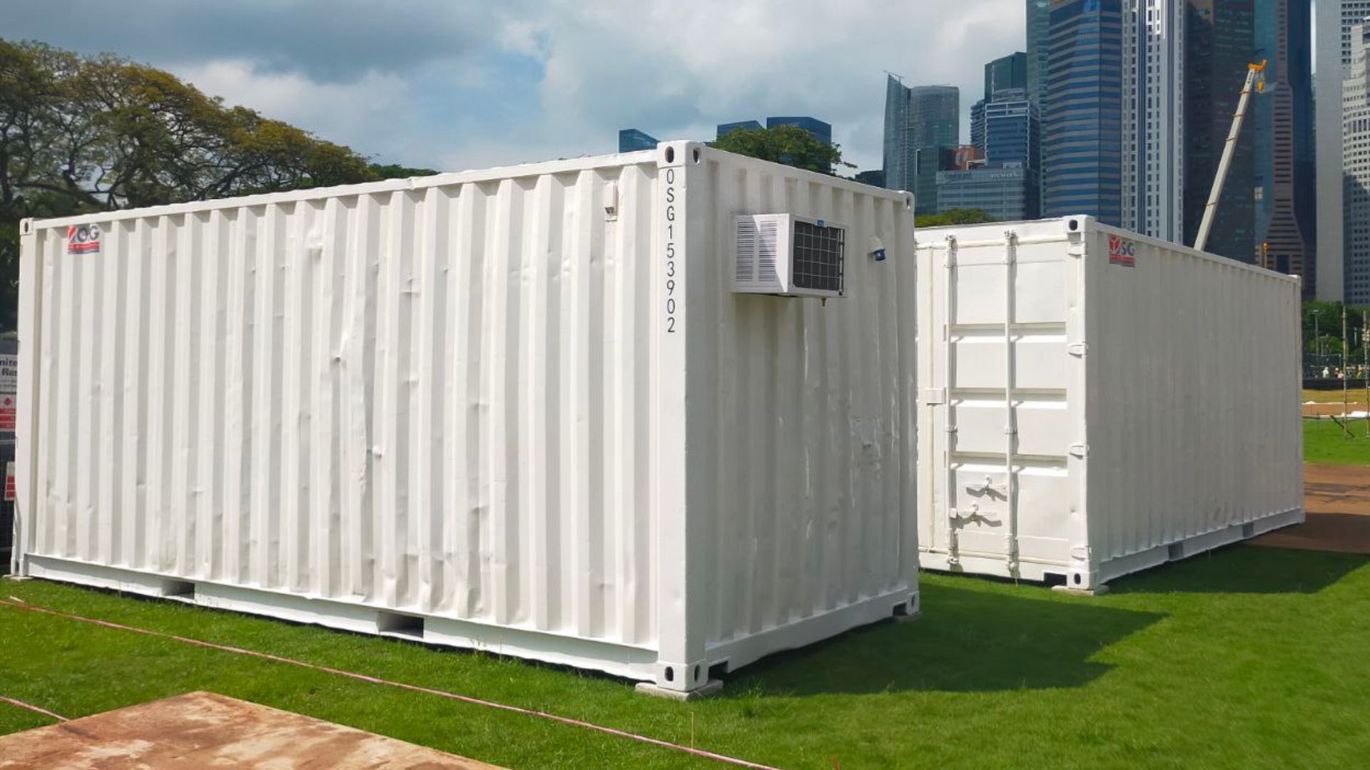 Shipping Container vs Ship Containers
