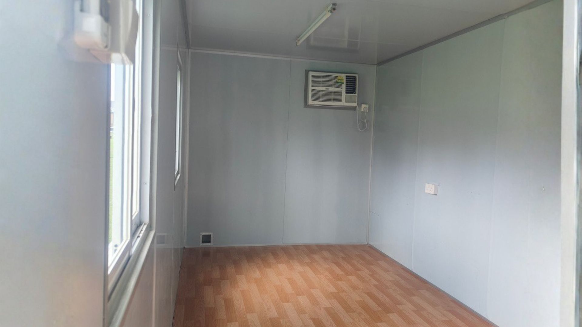 Build a Resilient Singapore Tiny House