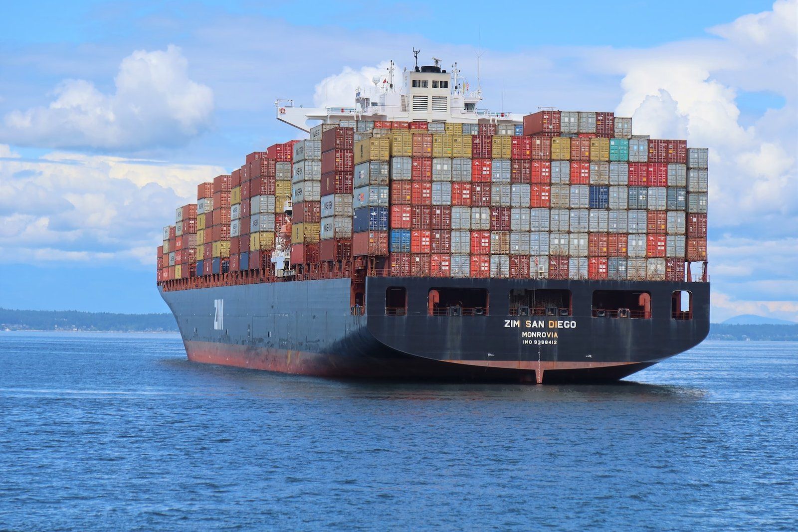 Shipping Container Maintenance: Tips to Extend Its Lifespan