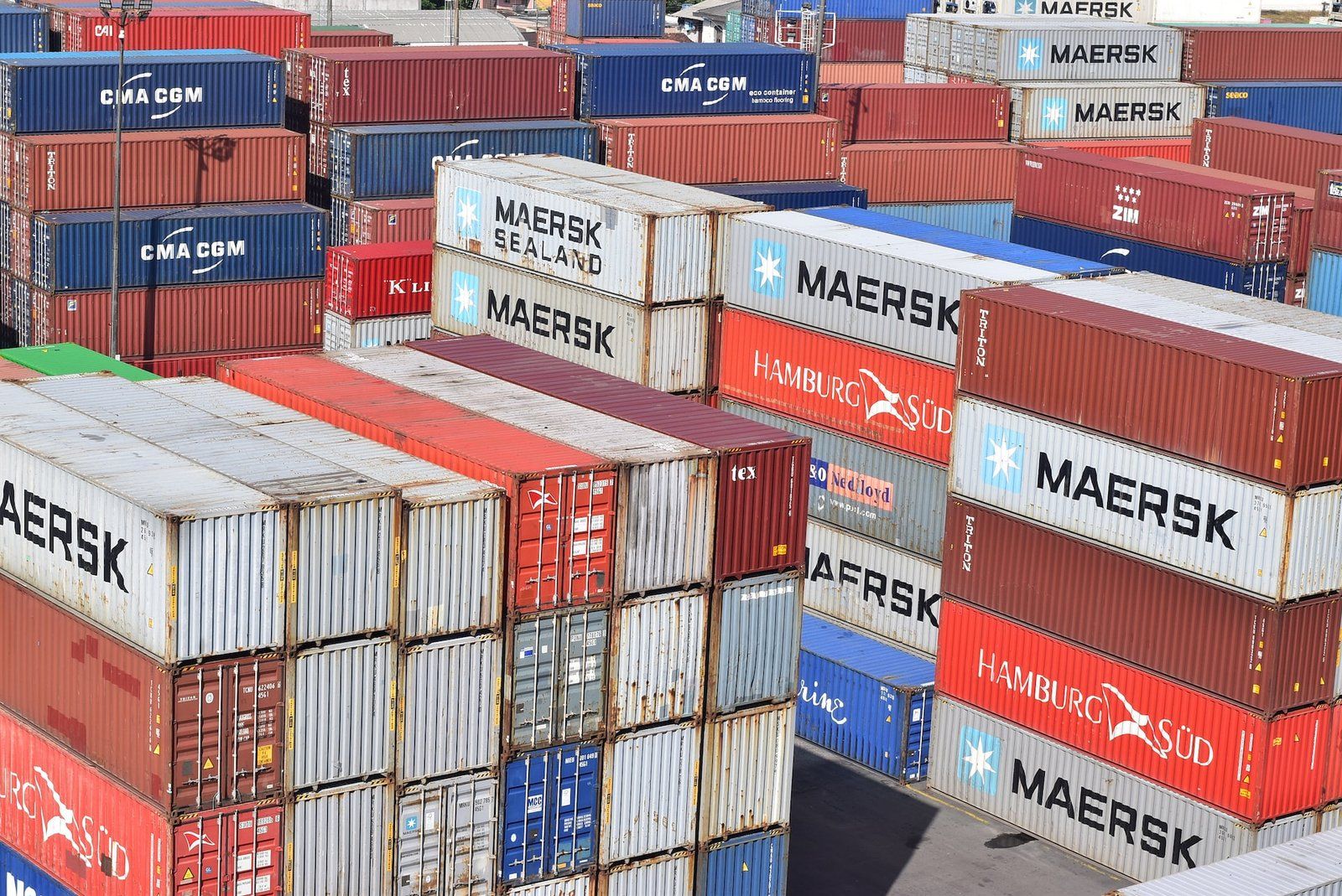 Refreshing Your Storage Options: Refurbished Shipping Containers for Sale at Affordable Prices