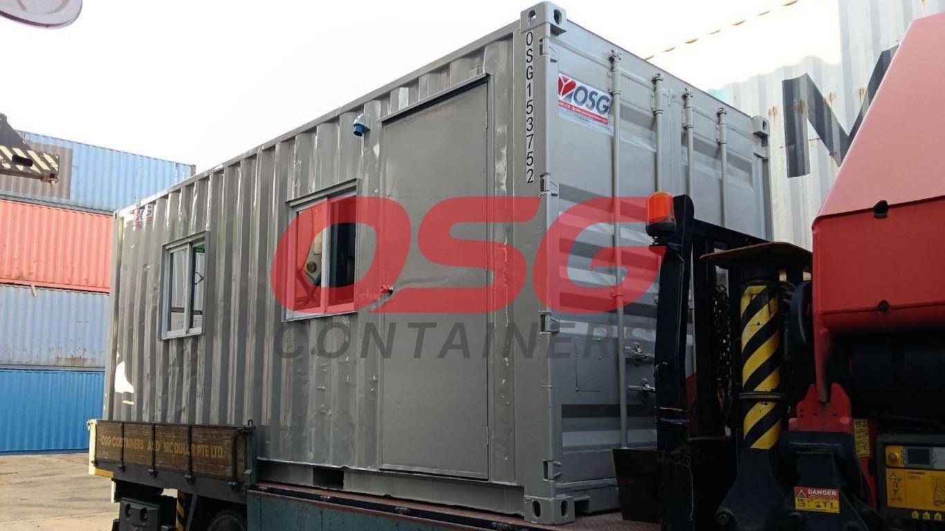 What Factors Affect the Cost of a 20ft Container
