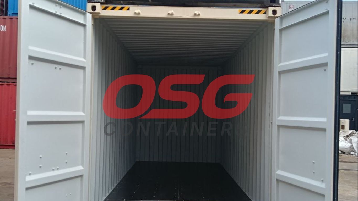 What Most Buyers Miscalculate About 40 ft Container Capacity