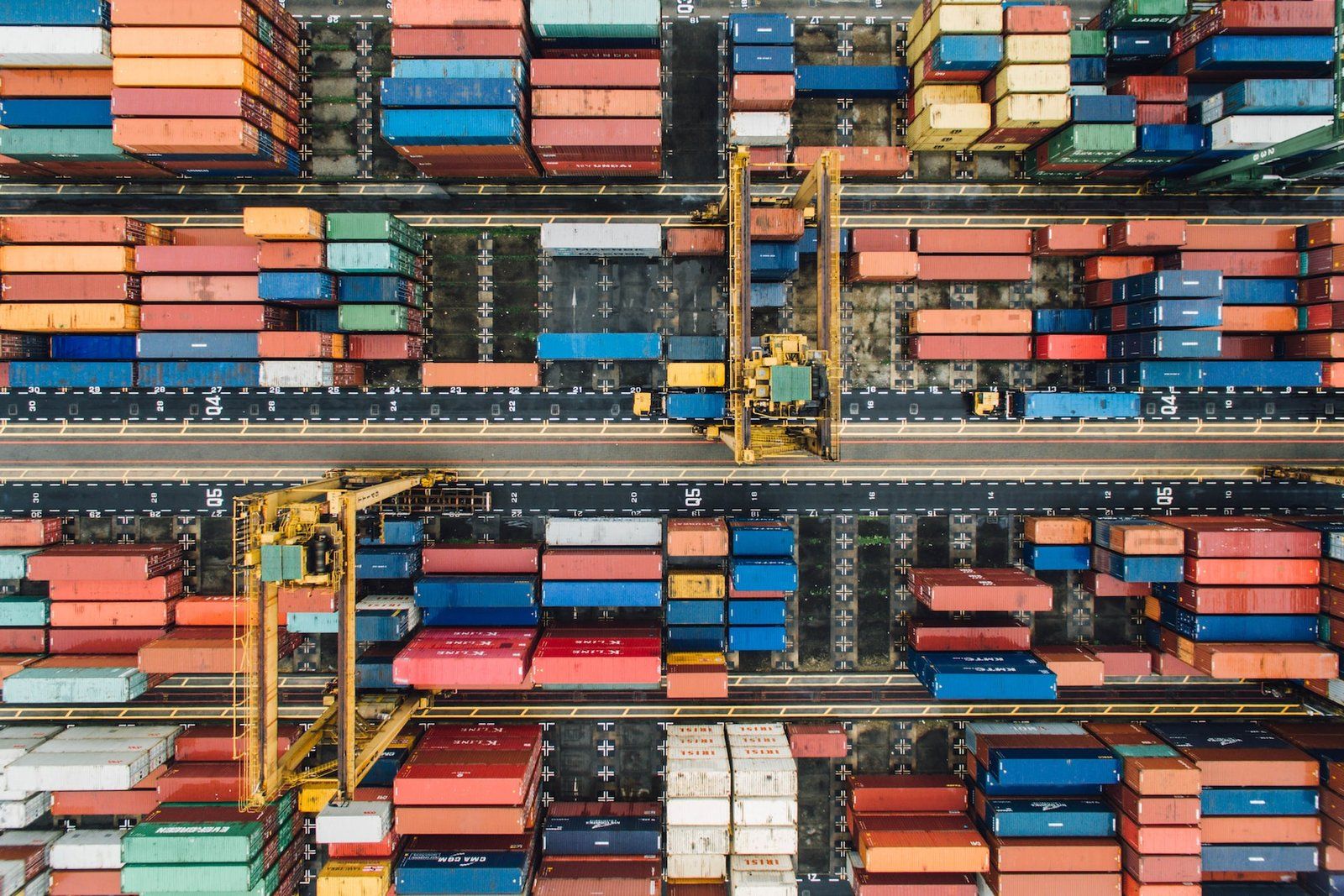 Leveraging Open Top Shipping Containers for Tall Loads: A Guide to Available Options for Sale