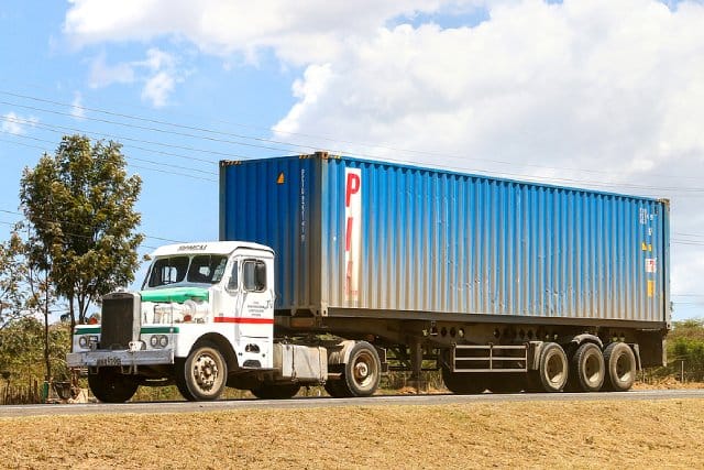 Factors To Consider When Choosing A Container Haulage Provider