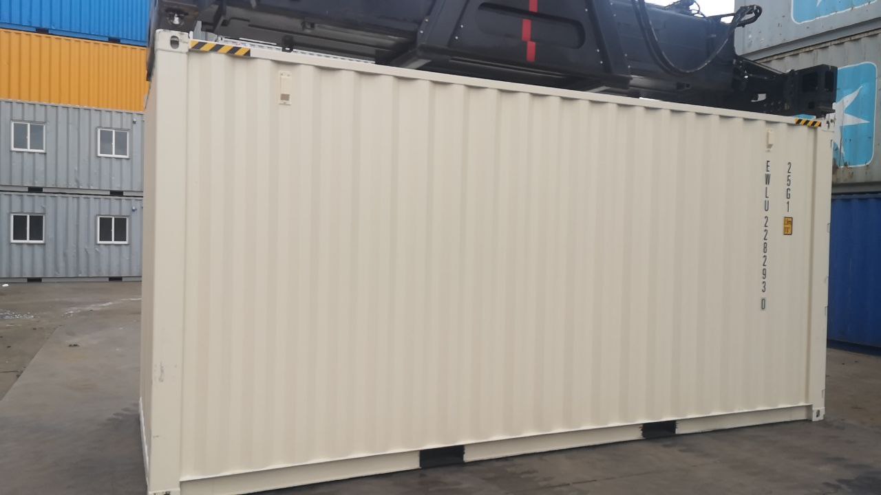 How to Prepare Your Shipping Container for Extreme Weather Conditions