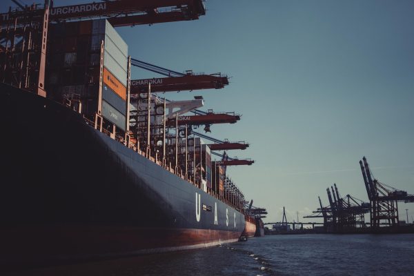 shipping containers play important role in supply chain